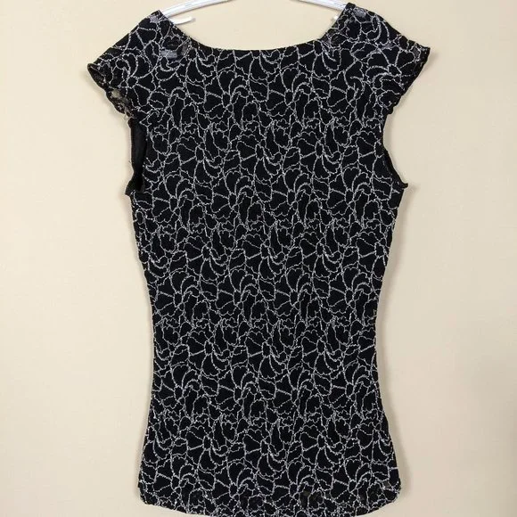 Le Château White Corded Lace Sleeveless Top V-Neck Blouse Size XS - Picture 2 of 15